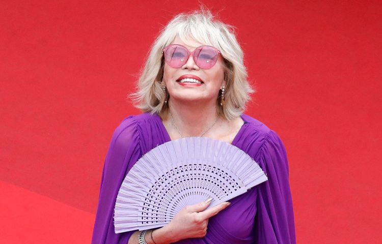 Amanda Lear: “Il pettegolezzo sulla mia sessualità mi è servito molto".