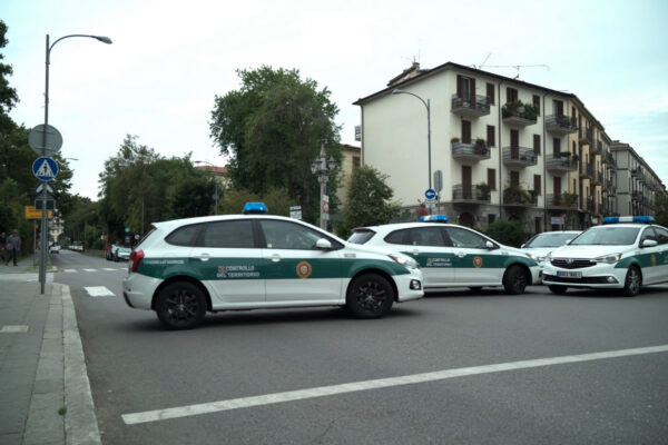 Fucecchio, vandalismo in Piazza Montanelli: indagini in corso