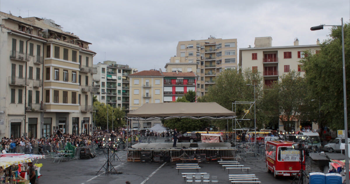 La Spezia, Alessandro Bergonzoni: appuntamento il 26 luglio a Piazza Europa