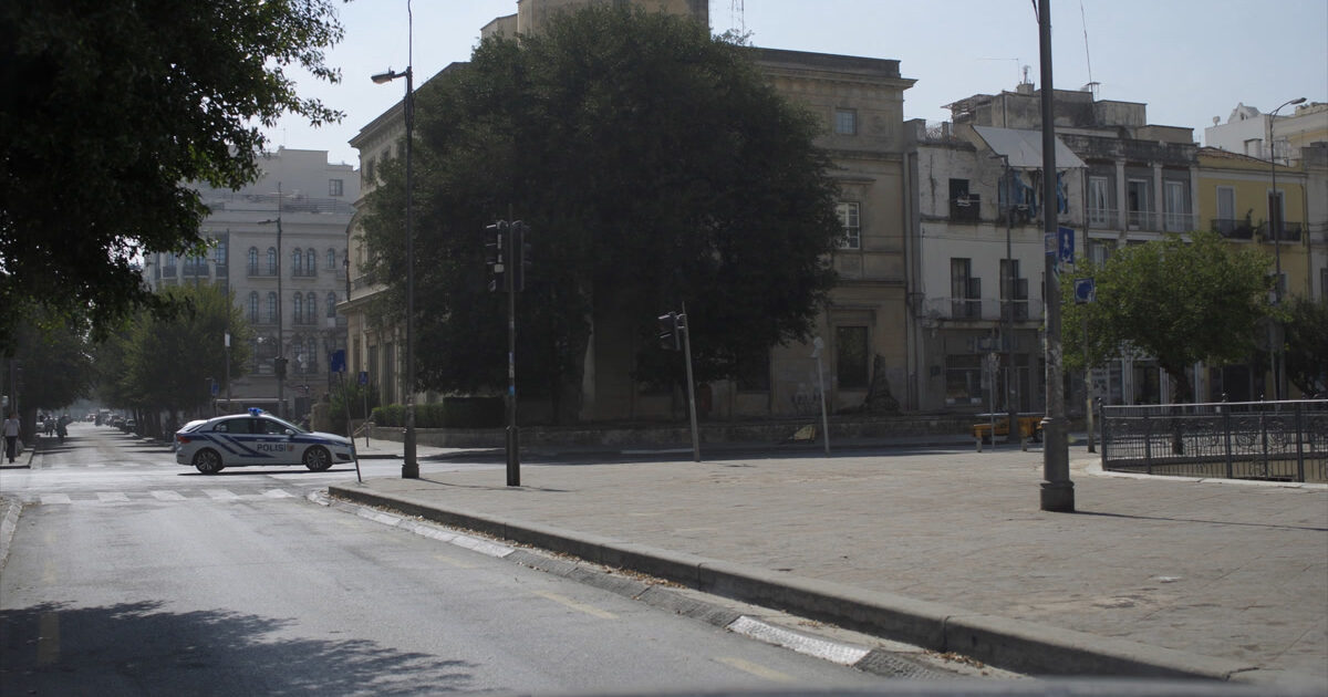 Lecce, allerta truffe: attenzione ai tentativi telefonici