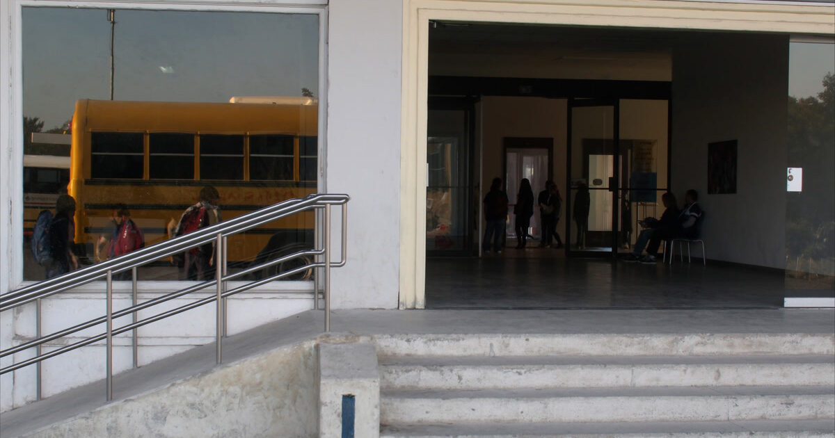 Taranto, chiusura scuole: sospensione idrica il 5 ottobre 2026